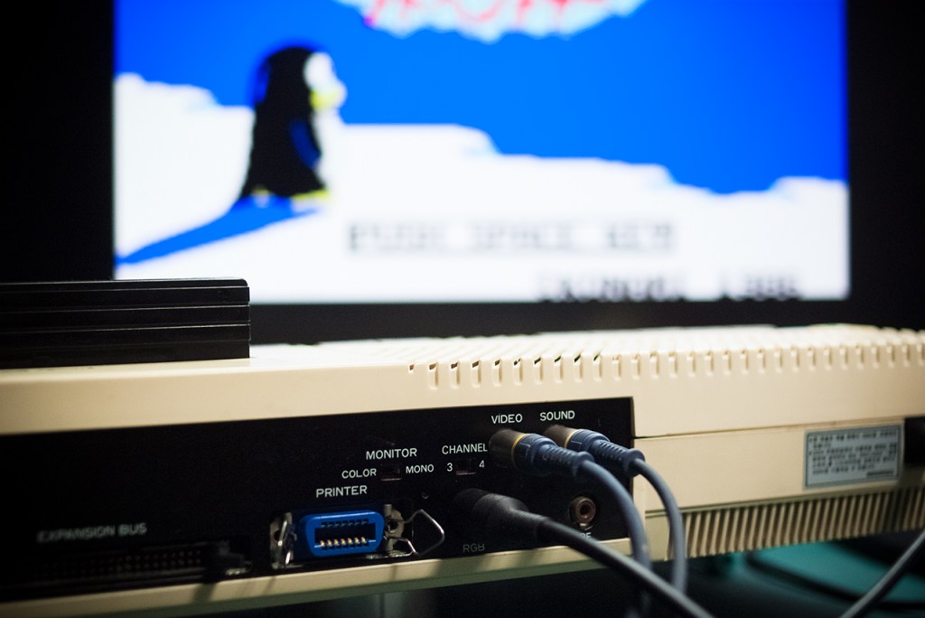 RGB 케이블 연결