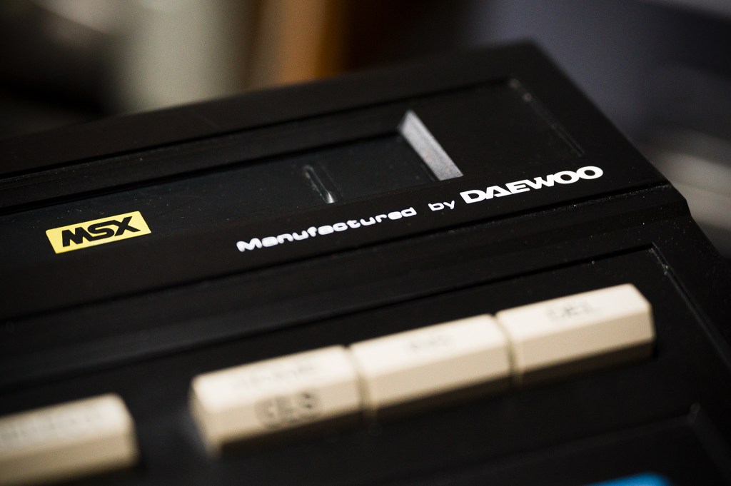 OLYMPIA MSX DPC-200을 PAL용에서 NTSC용으로&nbsp;개조하기